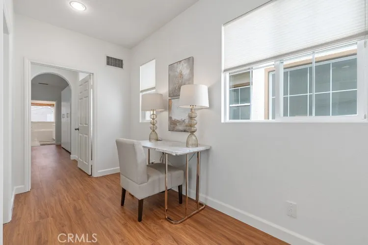 309 Flint Avenue, Long Beach, California 90814 home-pic-22